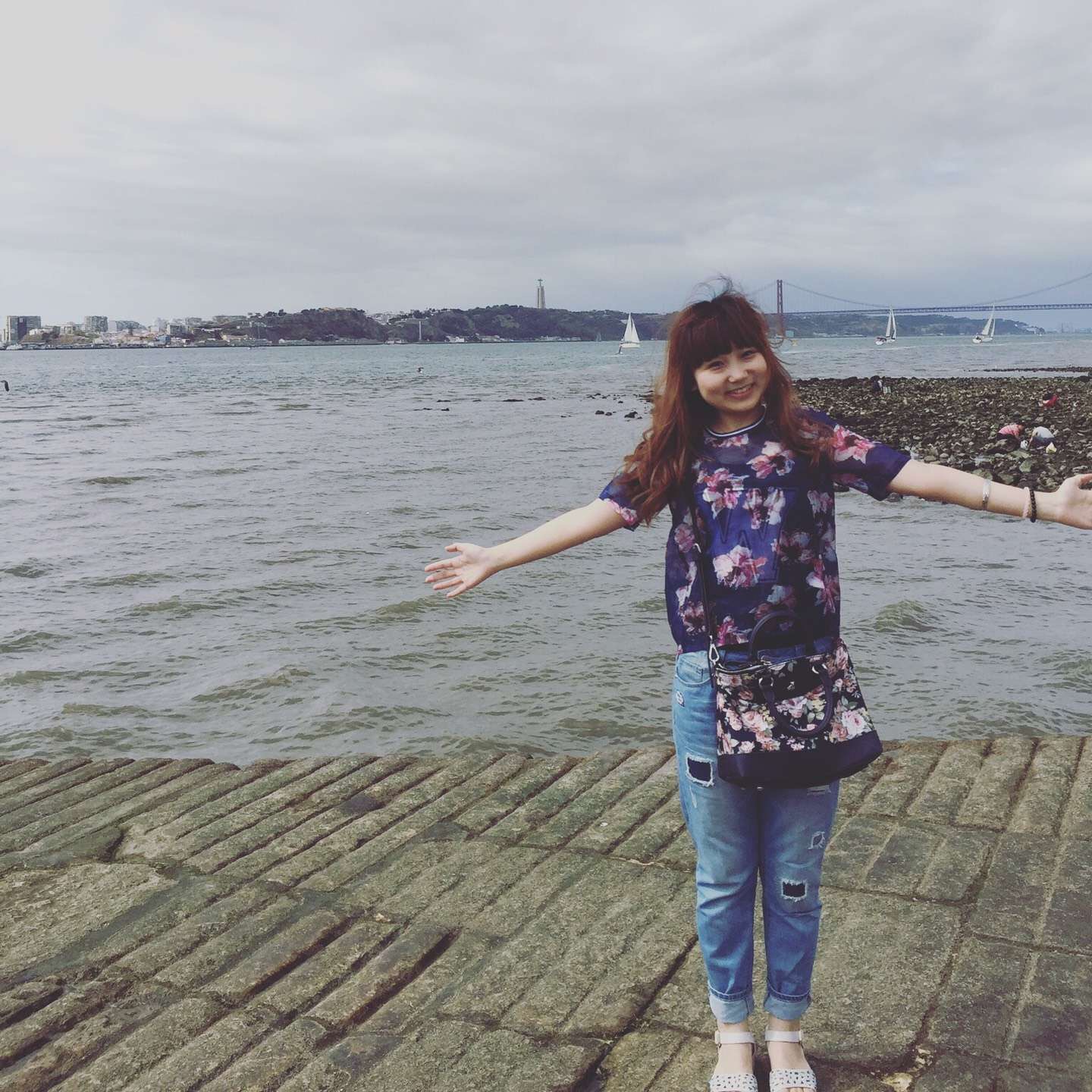 风很大,秋天很美.jpg